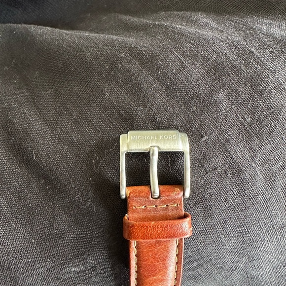 Men's Brown Leather Michael Kors Watch - Picture 3 of 6